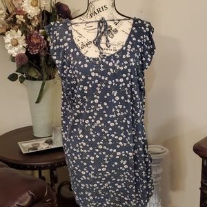 Loft blue floral top